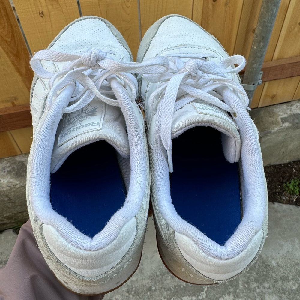 Classic Reebok sneakers - Picture 2 of 7
